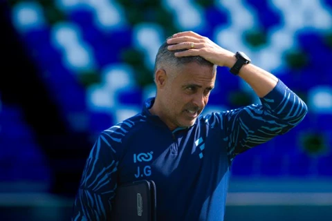 جوميز: لست مجبرًا للرد على شائعات تدريب الأهلي.. ومستمر مع الفتح